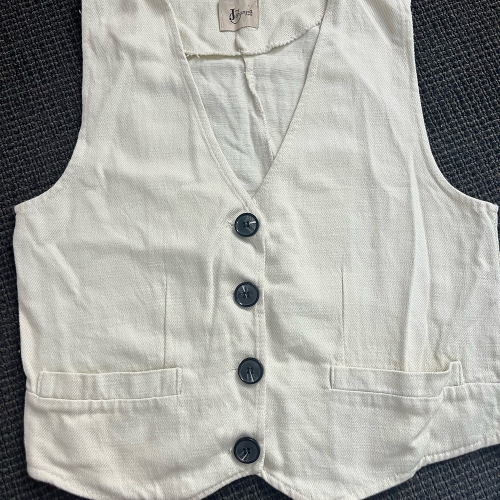 Johanna Paris Cream Button-Up Vest